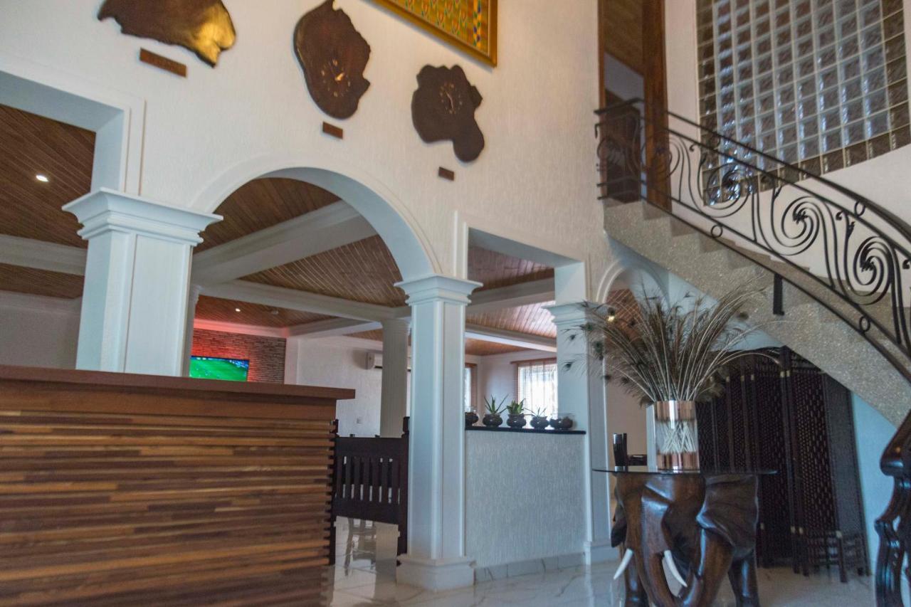 The Haven Boutique Hotel คูมาซี ภายนอก รูปภาพ