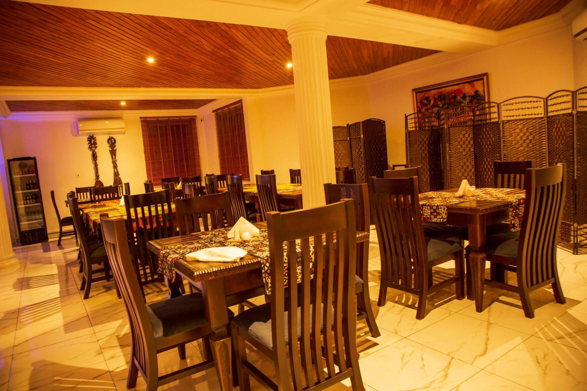 The Haven Boutique Hotel คูมาซี ภายนอก รูปภาพ